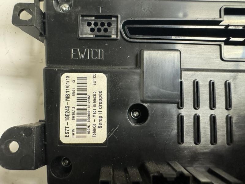14-15 FUSION AC Heater Temp Temperature Control Radio Bezel - ES7T-18E245-MB