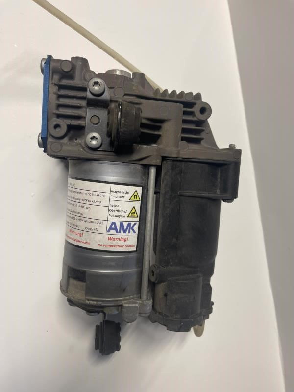 06-13 MERCEDES R-CLASS COMPRESSOR,COMPRESSED AIR SYSTEM - AMKA-2057;  P-2618