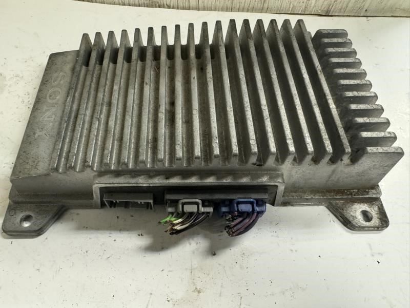 10-11 FUSION Radio Audio Amplifier OEM - 9L3T-18B849-AK