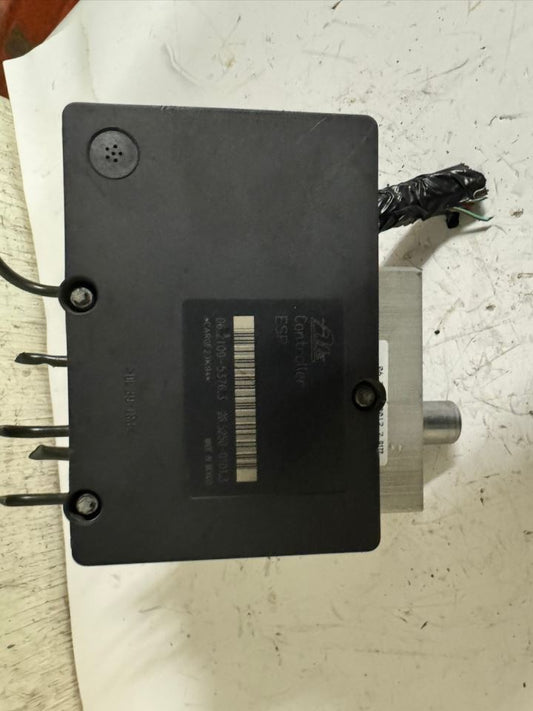 04-05 ARMADA ABS Pump Anti Lock Brake Module - 06.2102-0012.2