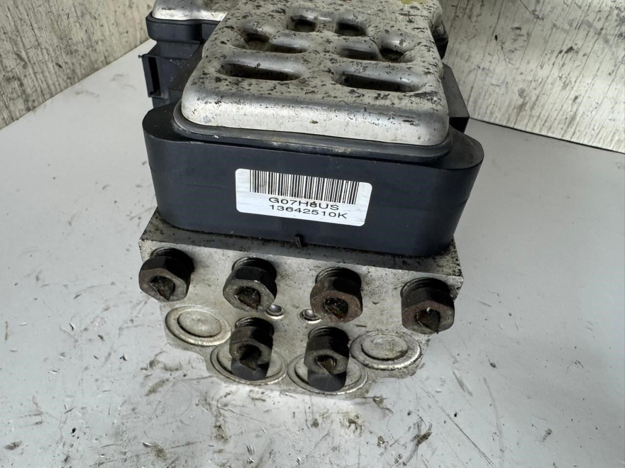 2005 TAHOE ABS Pump Anti Lock Brake Module - 13642510K