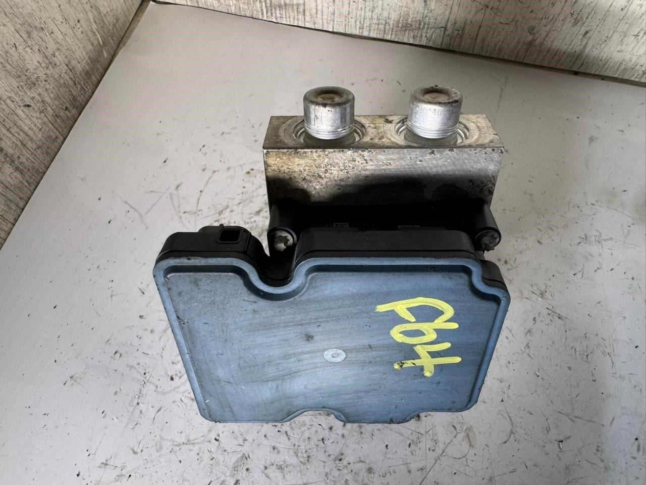 17-18 FORD F250 ABS Pump Anti Lock Brake Module - HC3C-2C405-A