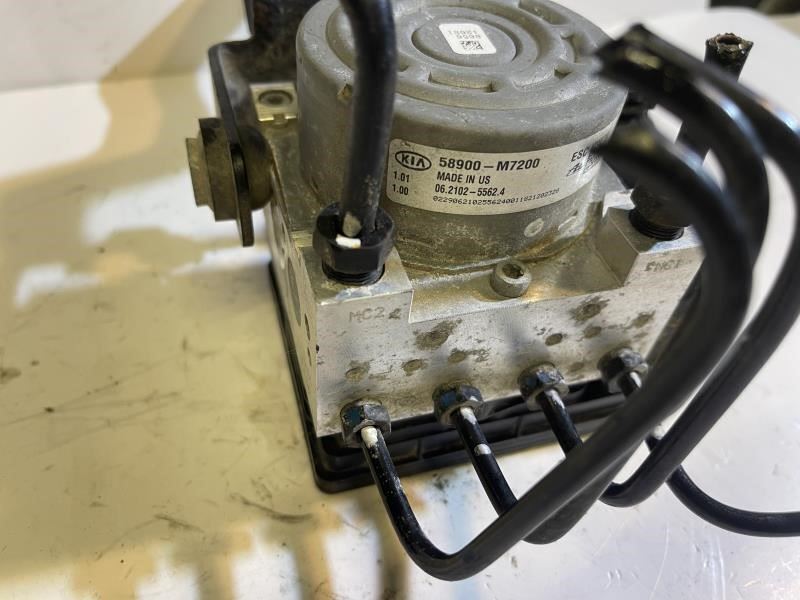 2019  KIA FORTE ABS ANTI LOCK BRAKE PUMP MODULE- 58900-M7200