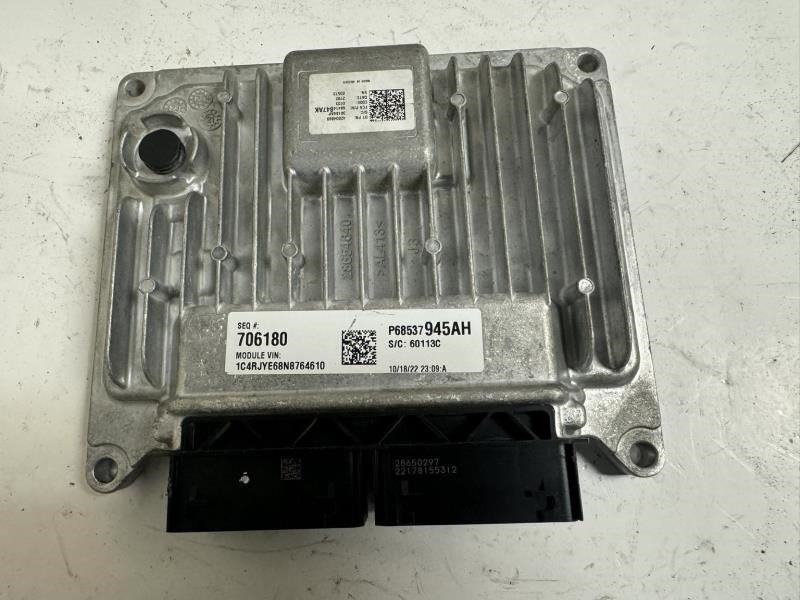 22 GRAND CHEROKEE Engine Control Module Computer ECU ECM PCM - P68537945AH