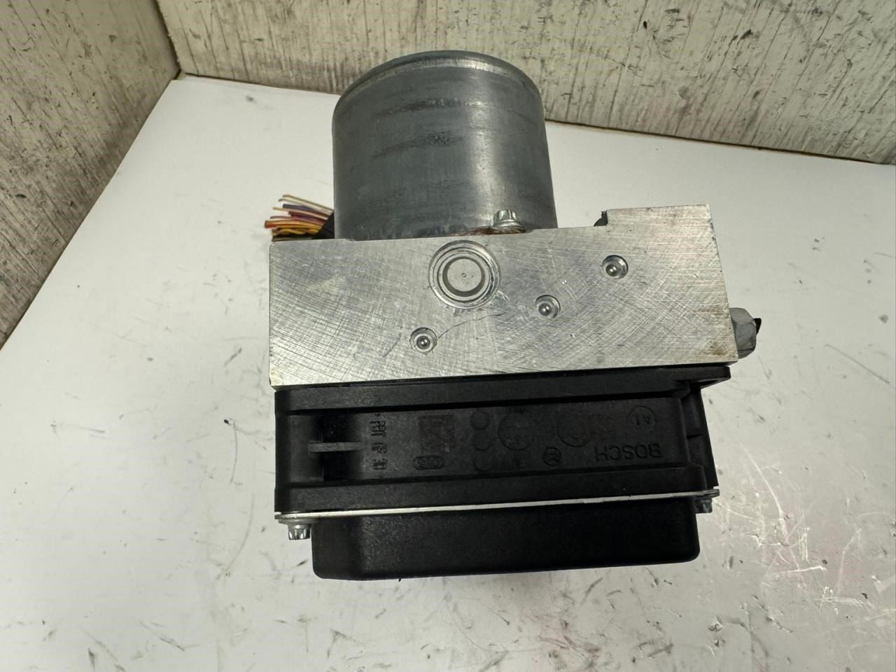 2012 BMW 328i ABS Pump Anti Lock Brake Module - 3451 6784868-02