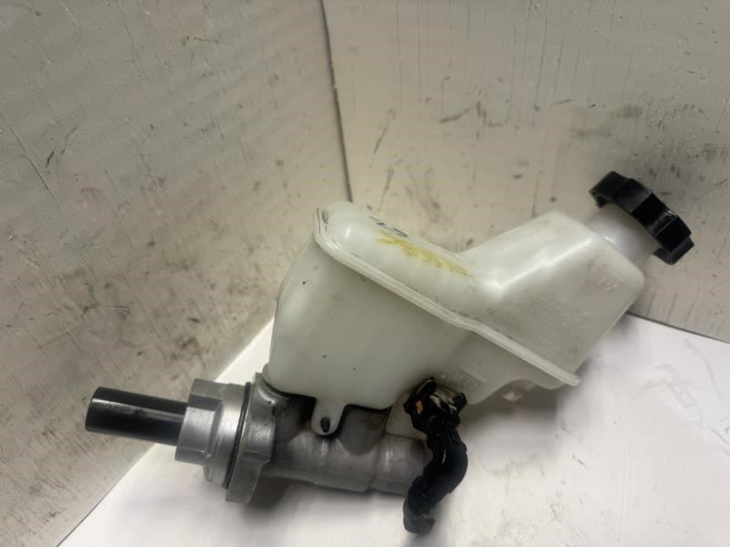 2016 SONATA BRAKE MASTER CYLINDER