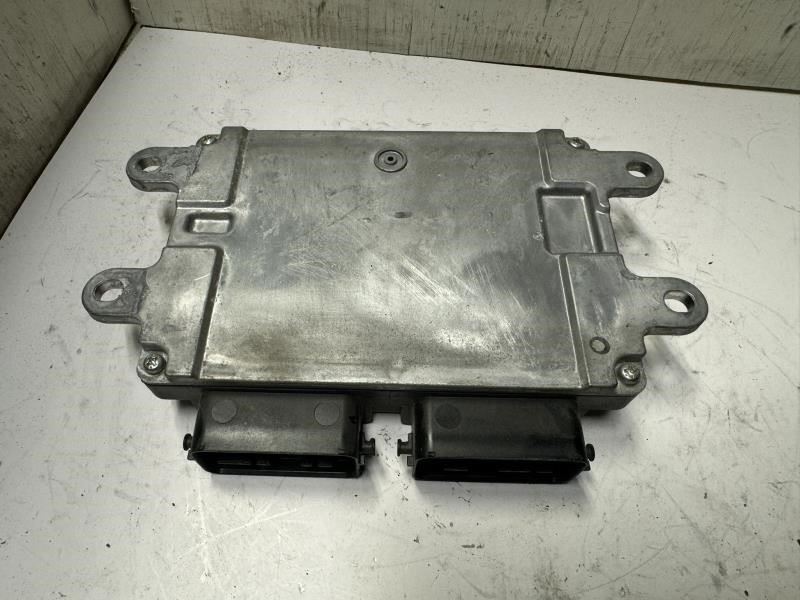 06 MAZDA 6 Engine Control Module Computer ECU ECM PCM - L3P9 18 881E