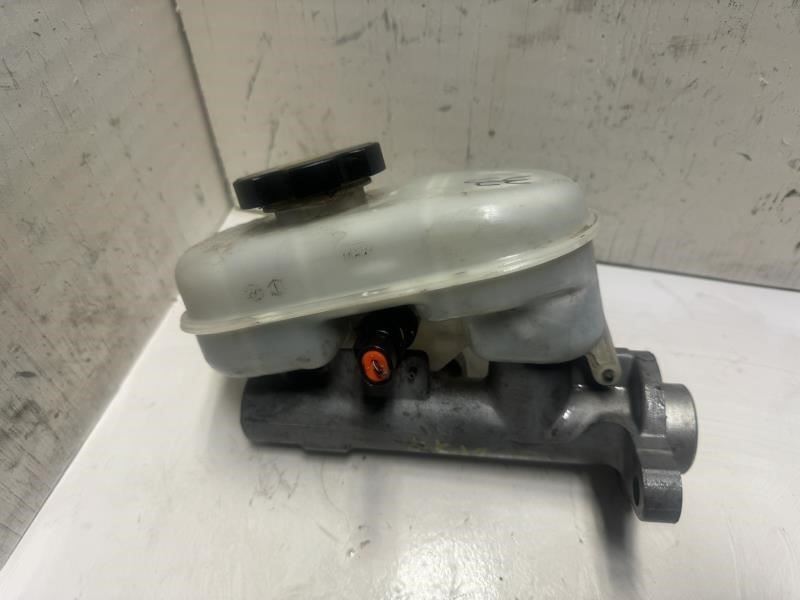 2007 CTS BRAKE MASTER CYLINDER