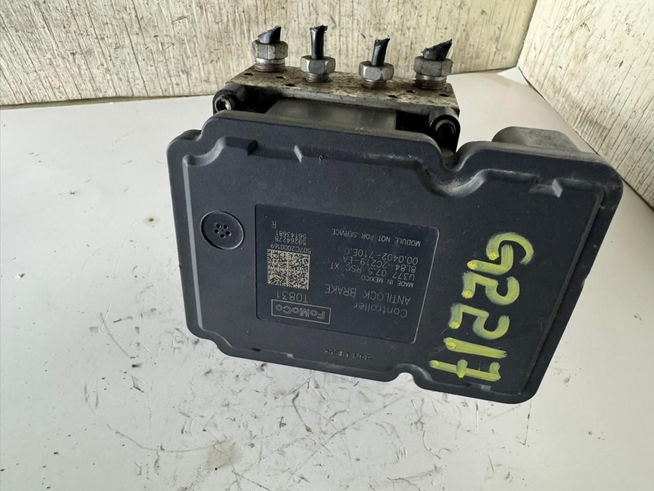 2008 MARINER ABS Pump Anti Lock Brake Module - 8L84-2C219-EA