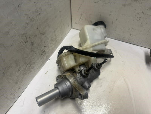 06-09 FUSION BRAKE MASTER CYLINDER