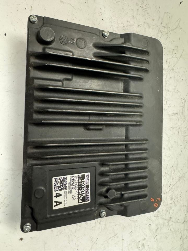 2018 CAMRY Engine Control Module Computer ECU ECM PCM - 89661-06X54