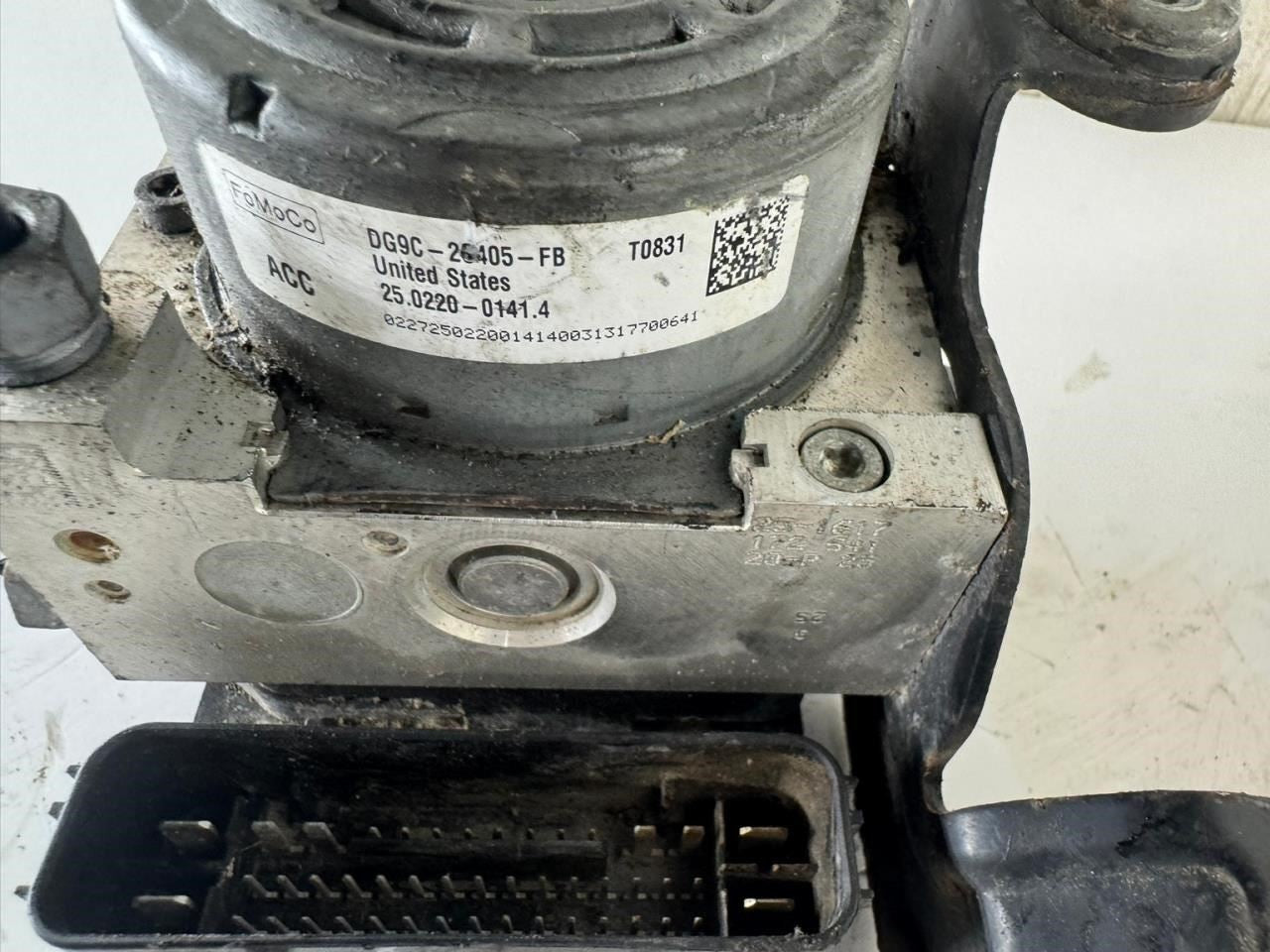 2013 FUSION ABS Pump Anti Lock Brake Module - DG9C-2C405-FB