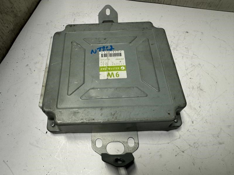 05 FORESTER Engine Control Module Computer ECU ECM PCM - 22611AJ562