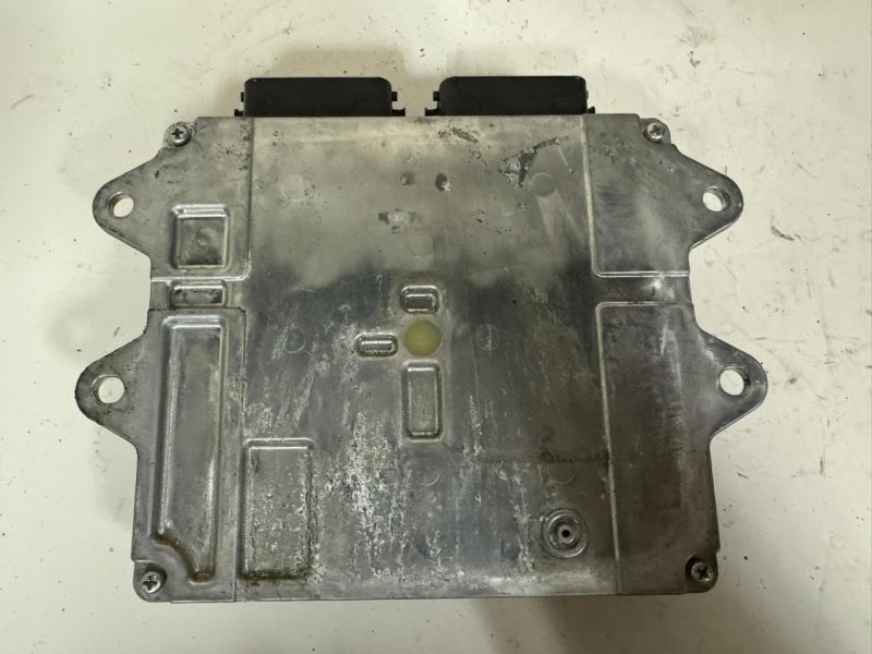 10 MAZDA 3 Engine Control Module Computer ECU ECM PCM - L3BD 18 881E