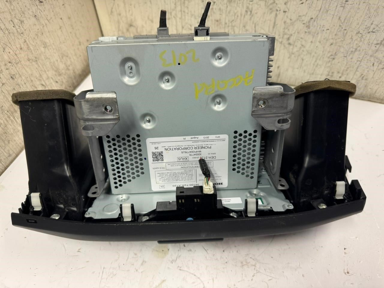 13-15 ACCORD AM FM CD Player Radio Receiver Stereo - 39100-T2A-A120