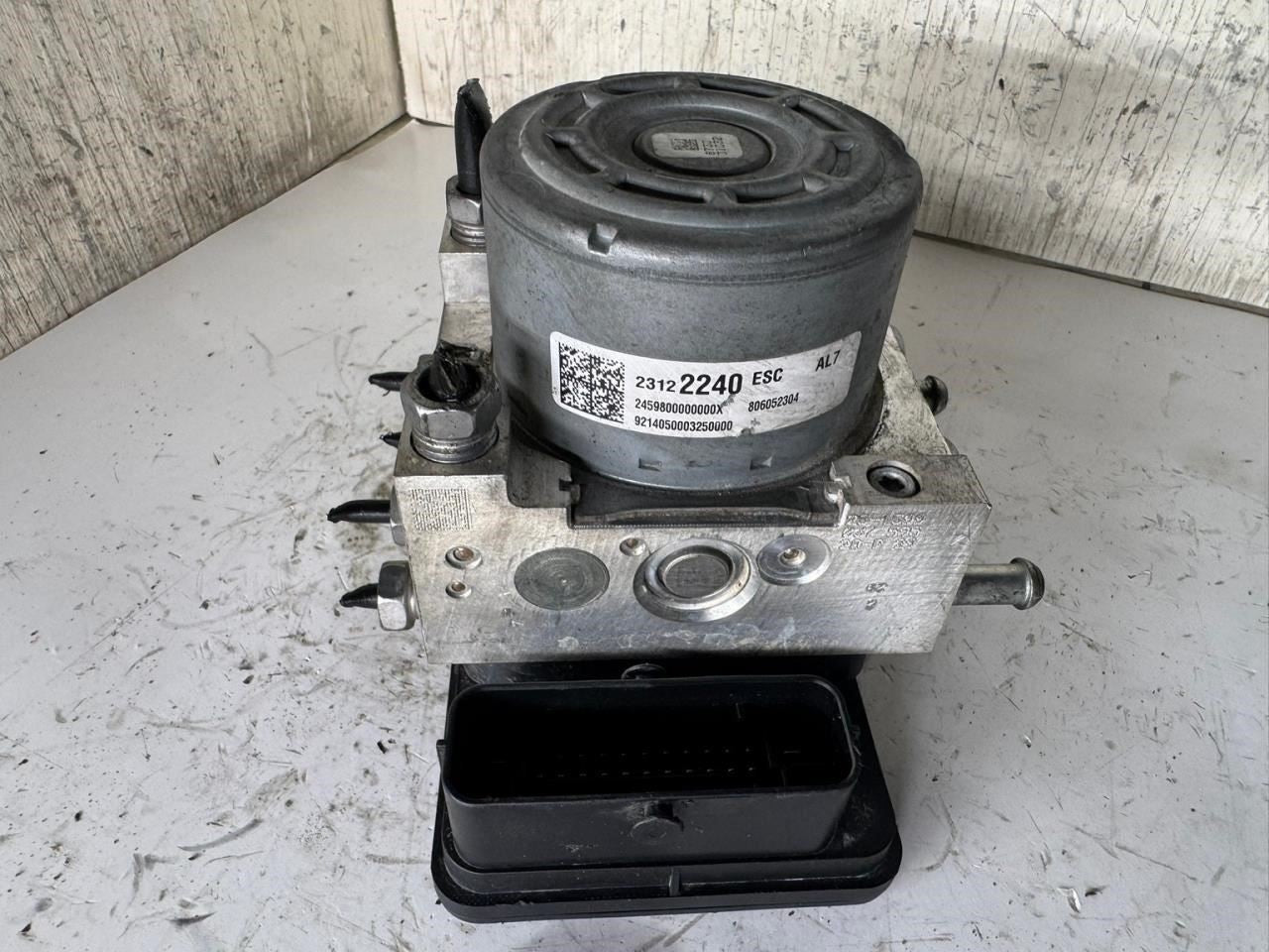 2015 CTS ABS Pump Anti Lock Brake Module - 23122240