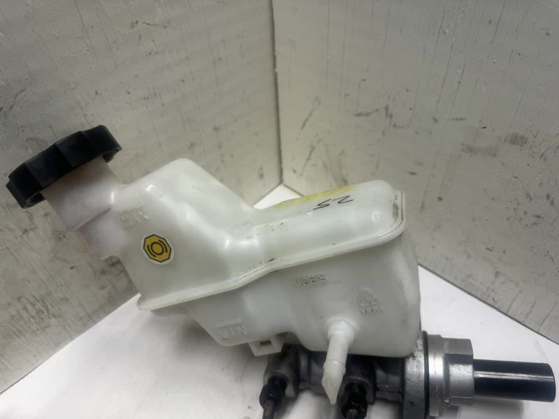 2016 SONATA BRAKE MASTER CYLINDER