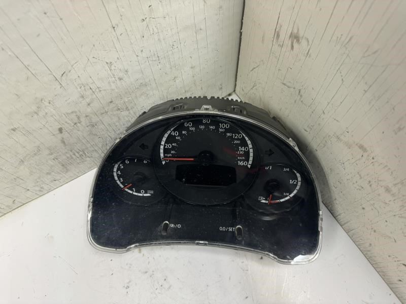 13-14 BEETLE Speedometer Instrument Cluster - 5C5920 950F