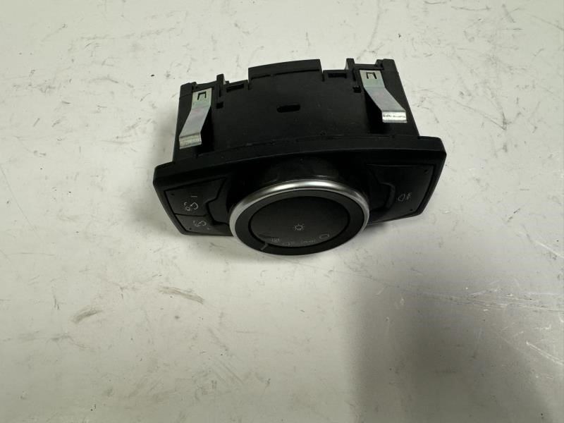 13-16 ESCAPE HEADLAMP SWITCH CONTROL POWER- F1ET-13A024-MA