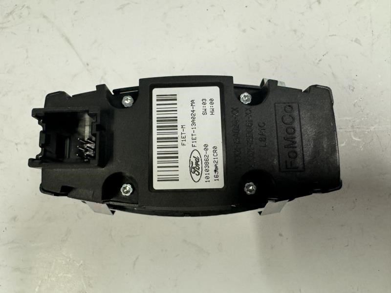 13-16 ESCAPE HEADLAMP SWITCH CONTROL POWER- F1ET-13A024-MA