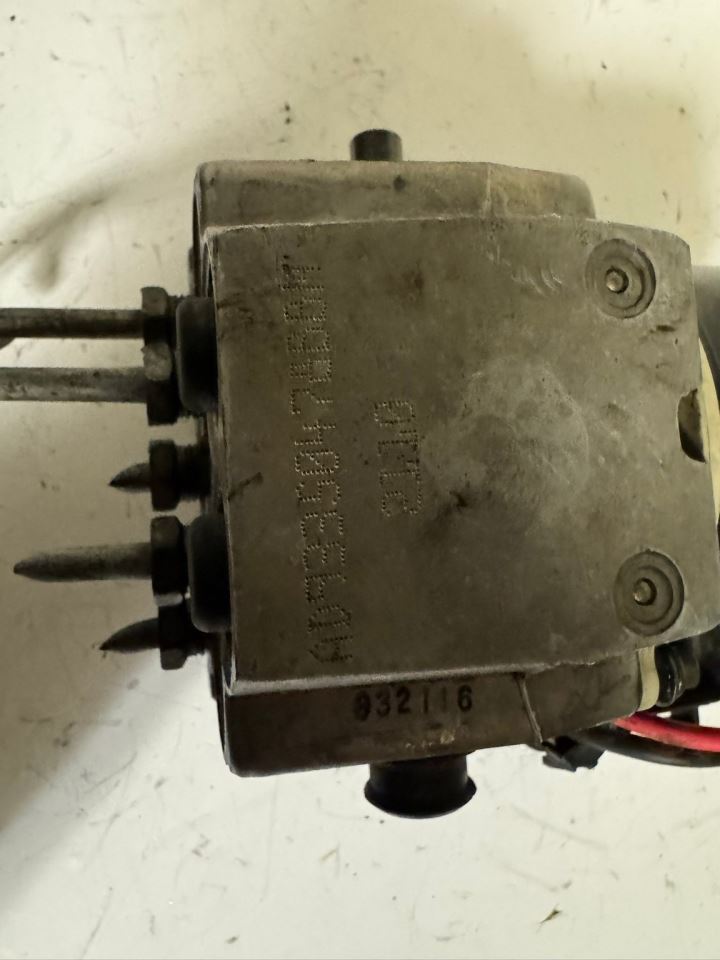2002 TAHOE ABS Pump Anti Lock Brake Module - KELSEY-HAYES