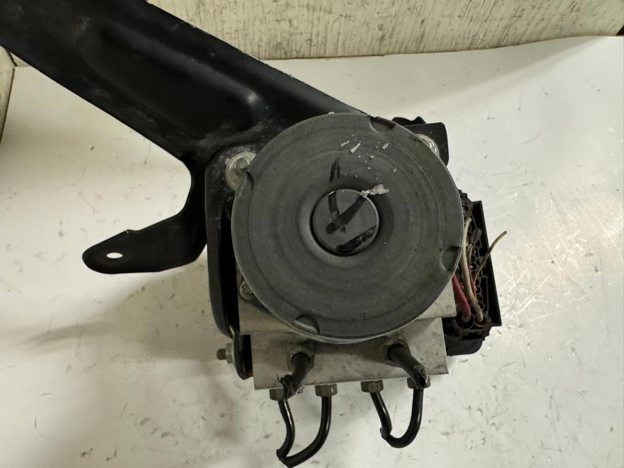 15-18 TLX ABS Pump Anti Lock Brake Module - 57110-TZ3-A420-M1