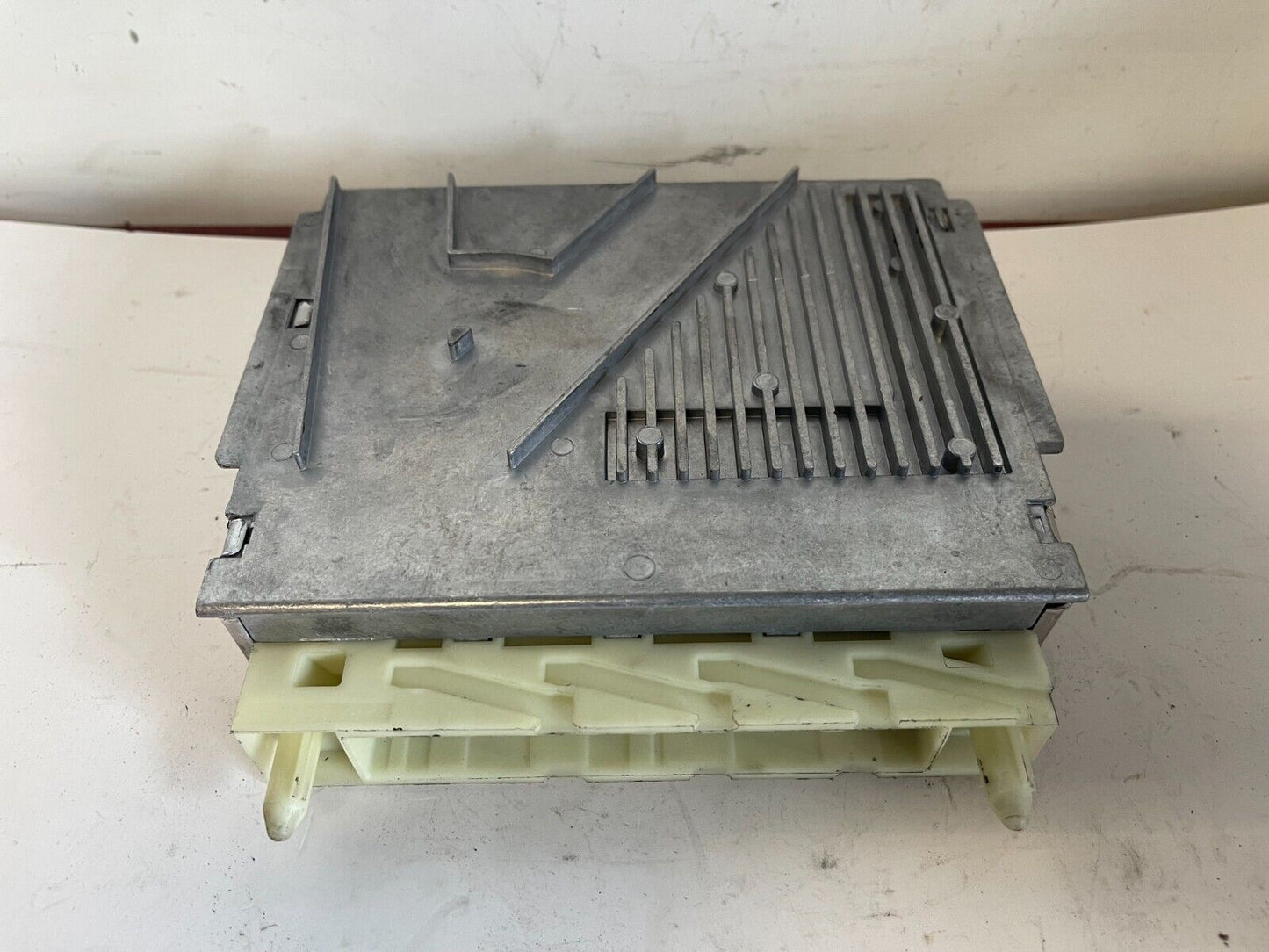 2001 2002 2003 2004 VOLVO 60 SERIES TRANSMISSION CONTROL MODULE UNIT - P09480761