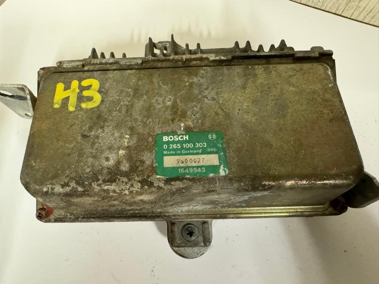 90-92 ALLANTE Anti Lock Brake System ABS Control Module - 0 265 100 303; 1649943