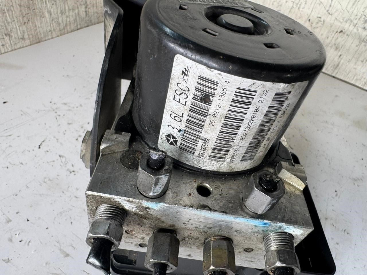2012 AVENGER ABS Pump Anti Lock Brake Module - P68148760AA