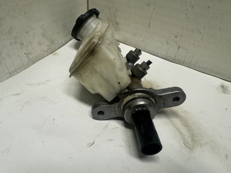 16-19 CIVIC BRAKE MASTER CYLINDER WITH RESERVOIR TANK