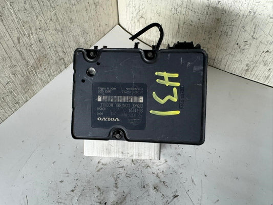 2004 S60 ABS Pump Anti Lock Brake Module - P08671223