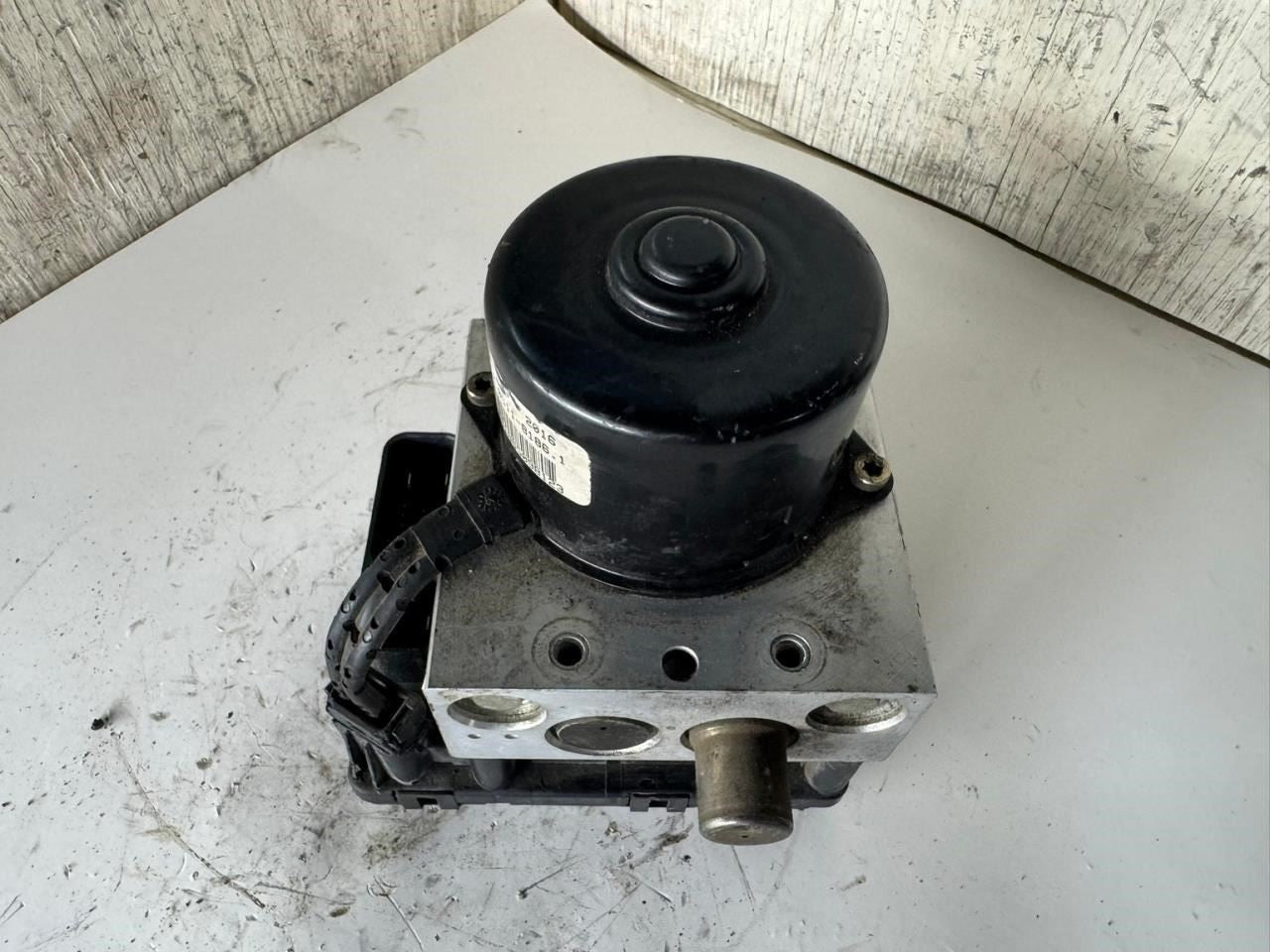 02-04 GRAND CHEROKEE ABS Pump Anti Lock Brake Module - P52129301AB