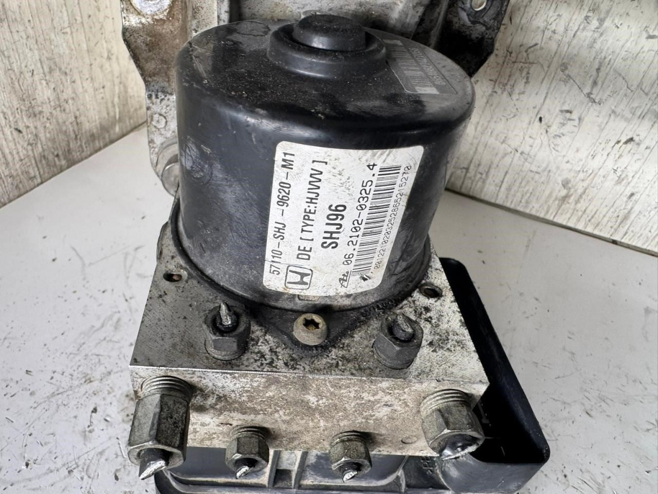 2006 ODYSSEY ABS Pump Anti Lock Brake Module - 57110-SHJ-9620-M1