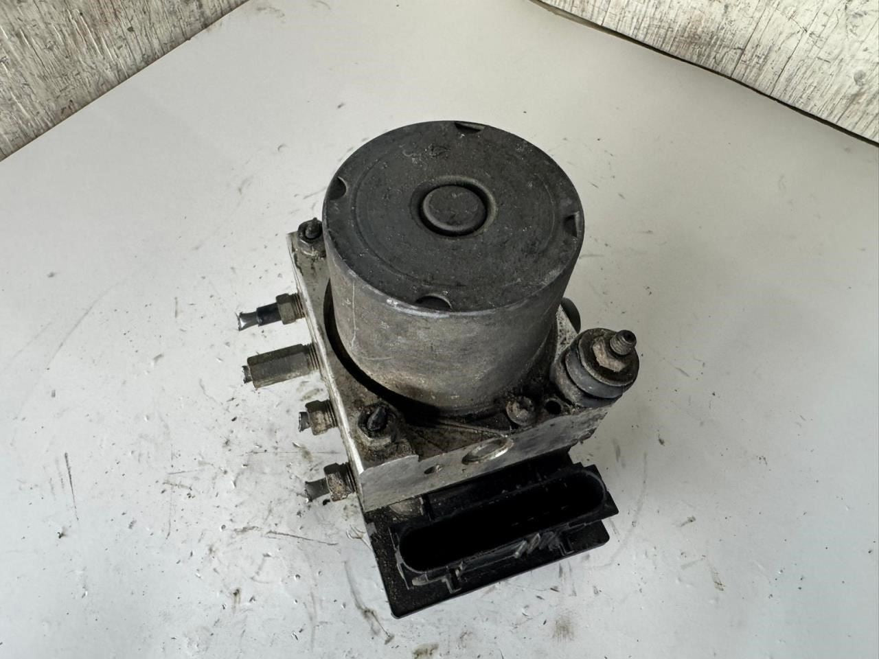 13-14 CAMRY ABS Pump Anti Lock Brake Module - 44540-06080-A