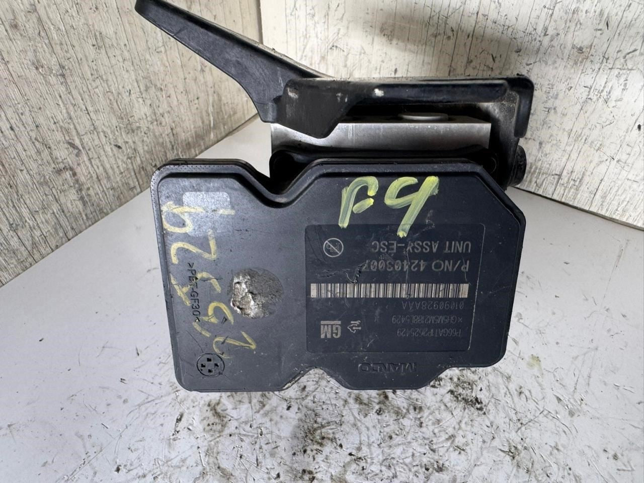 2016 TRAX ABS Pump Anti Lock Brake Module - 42403007