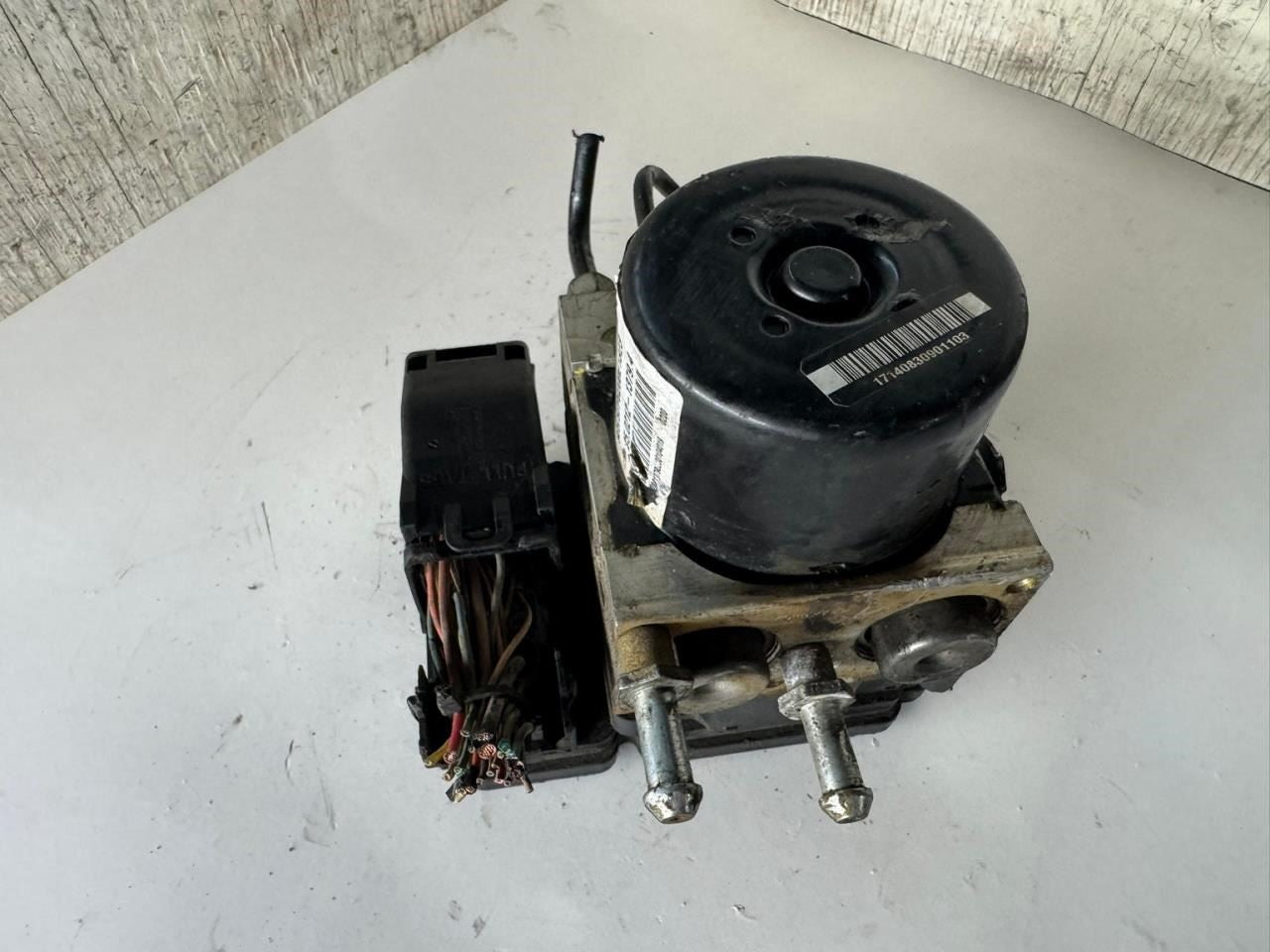 09-11 HHR ABS Pump Anti Lock Brake Module - 20795797