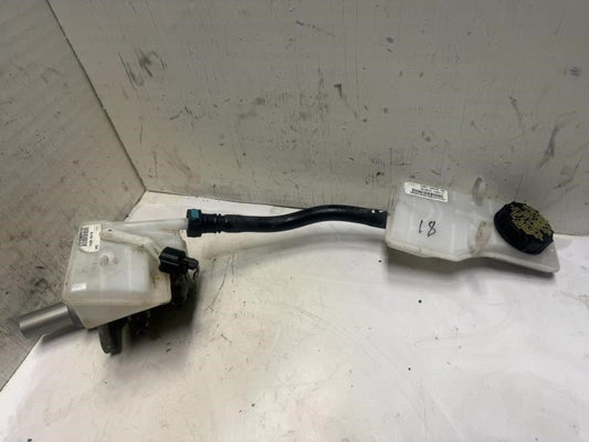 13-19 ESCAPE BRAKE MASTER CYLINDER