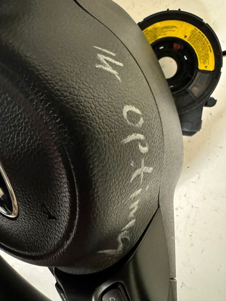 2014 OPTIMA Steering Wheel 