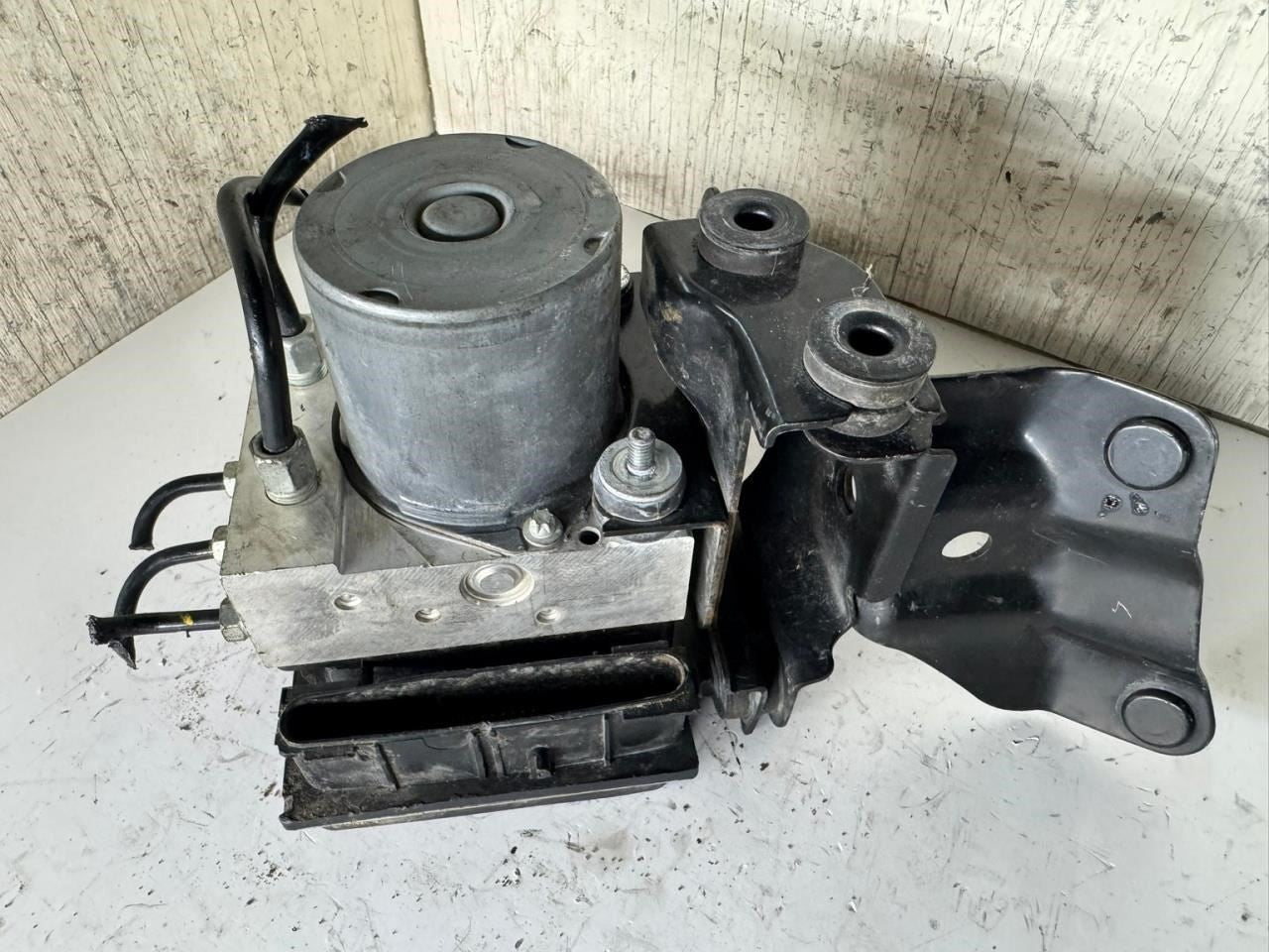 11-13 INFINITI G37 ABS Pump Anti Lock Brake Module - 47660 1NM0C