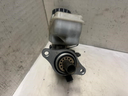 2006 XTERRA BRAKE MASTER CYLINDER