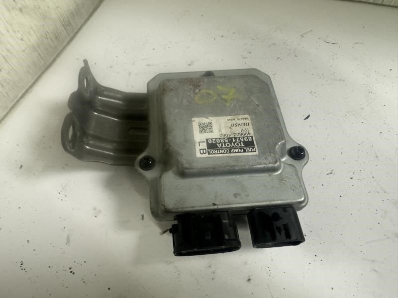 19 HIGHLANDER Fuel Pump Control Module - 89571-58020