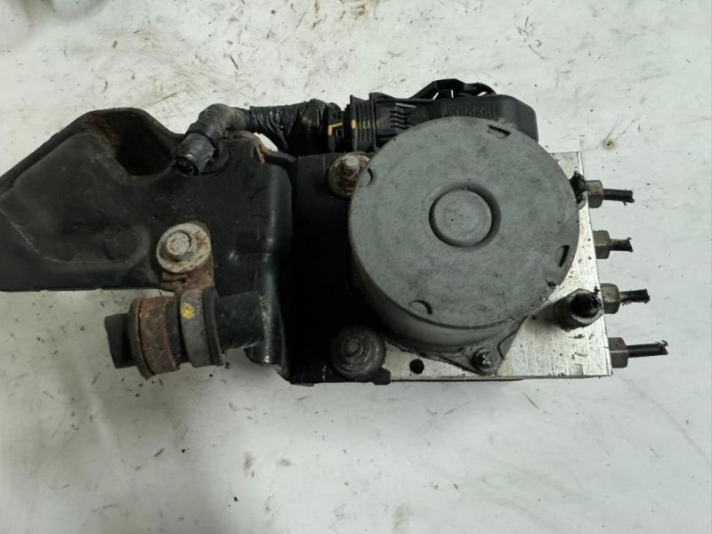 15-19 CARAVAN Anti Lock Brake System ABS Pump Module  - P68183803AD