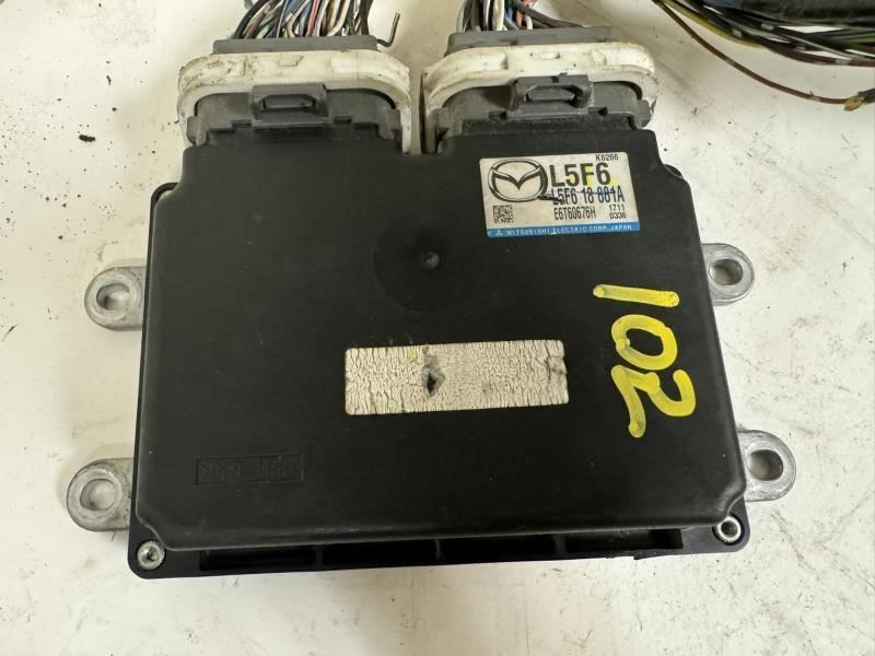 11 MAZDA CX-7 Engine Control Module Computer ECU ECM PCM - L5F6 18 881A