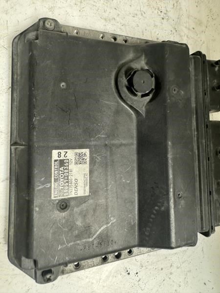 11 SIENNA Engine Control Module Computer ECU ECM PCM - 89661-08360