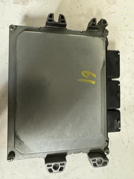 14 FORESTER Engine Control Module Computer ECU ECM PCM - 22611AW063