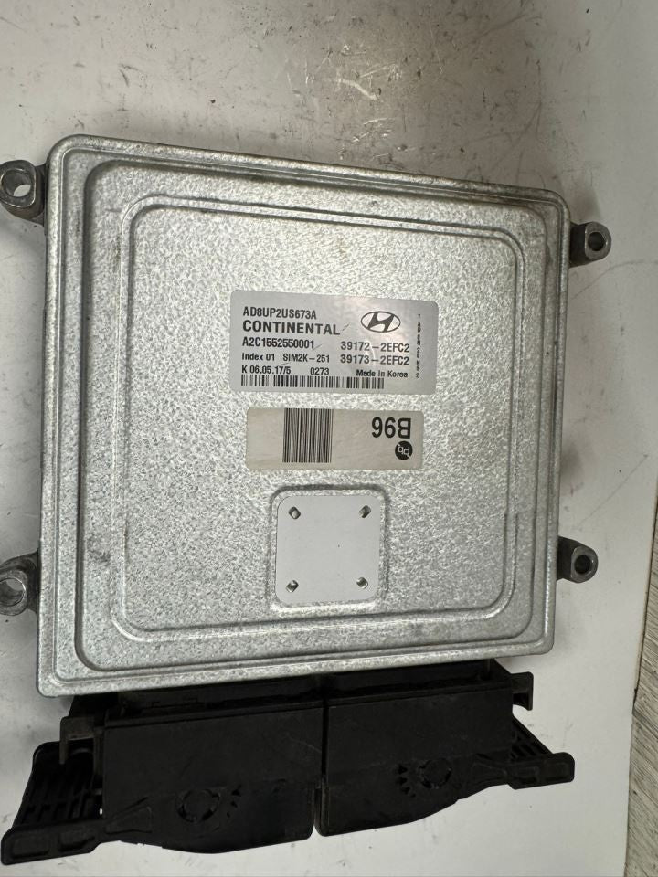 17-18 ELANTRA Engine Control Module Computer ECU - 39172-2EFC2; 39173-2EFC2