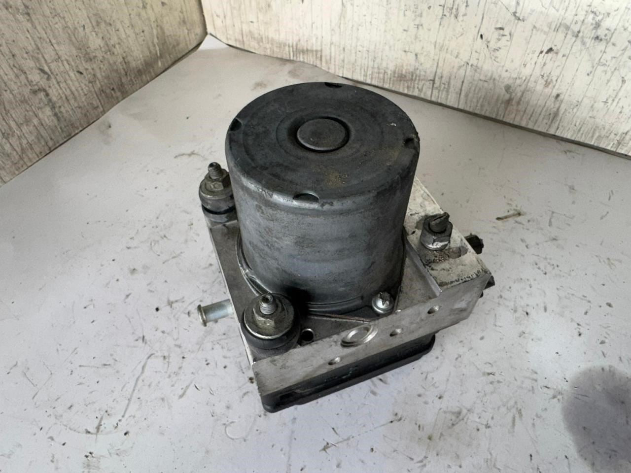 10-11 CAMRY ABS Pump Anti Lock Brake Module - 44540-06050-A