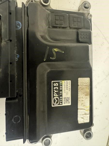 14-15 MAZDA CX-5 Engine Control Module Computer ECU ECM PCM - PY3S 18 881G