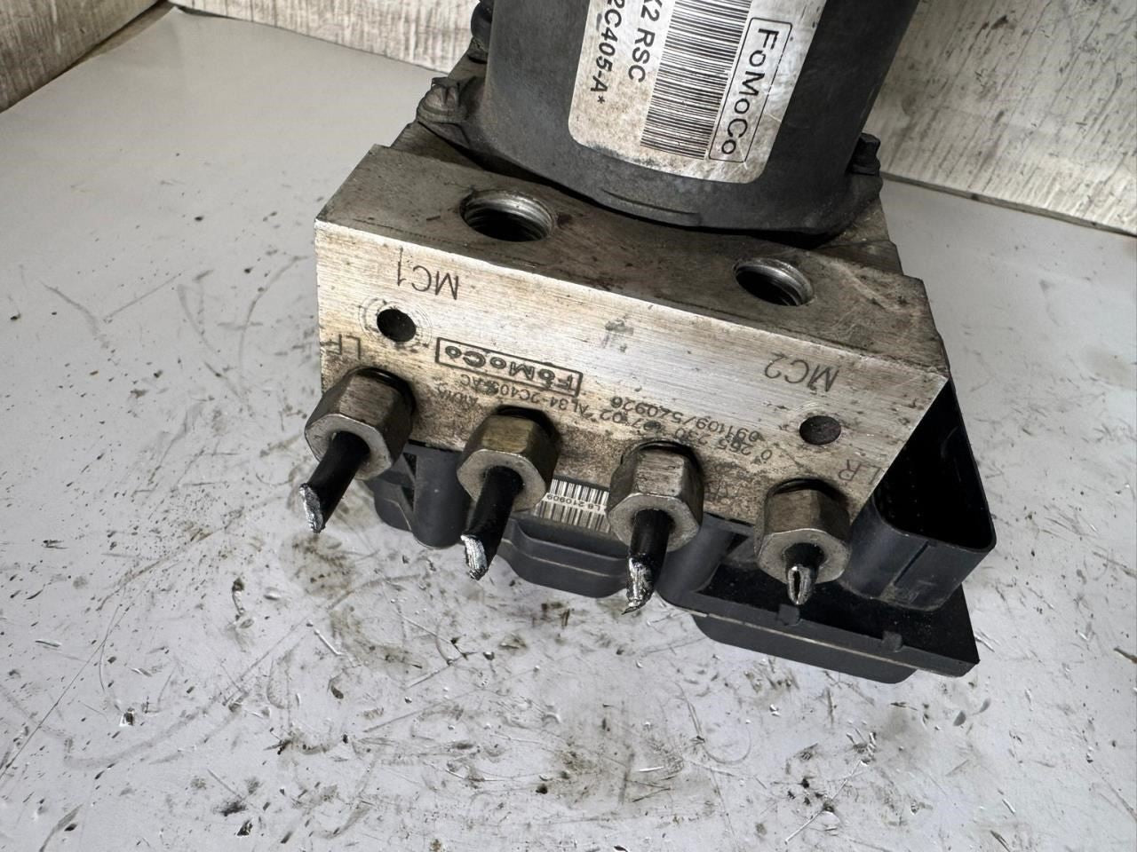 2010 FORD F150 ABS Pump Anti Lock Brake Module - AL34-2C405-A