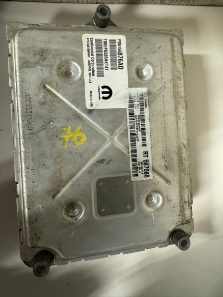 15 CARAVAN Engine Control Module Computer ECU ECM PCM - P05150876AD